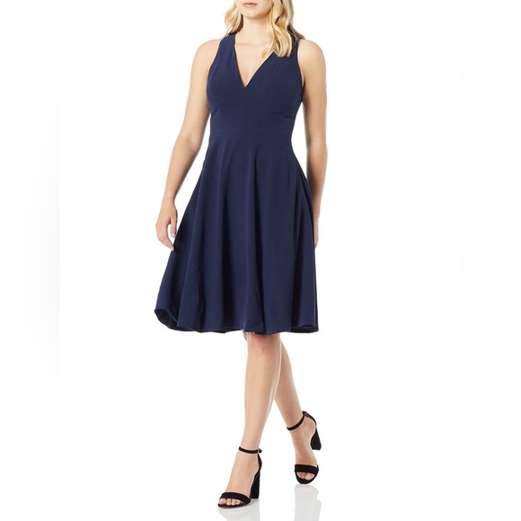 Dress the Population Dresses & Skirts - Dress the Population Catalina Fit & Flare Black XL $182 navy blue sleeveless